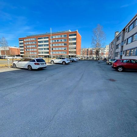 Ferienwohnung Kiva Majoitus 1-4Hloe, 500M Keskustaan, Parkkipaikka Oulu Exterior foto